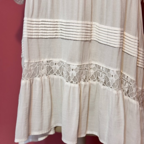 Maeve White Lace Trim Women's Top - Picture 10 of 14